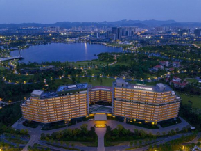 Mumian Chengdu Dong'an Lake